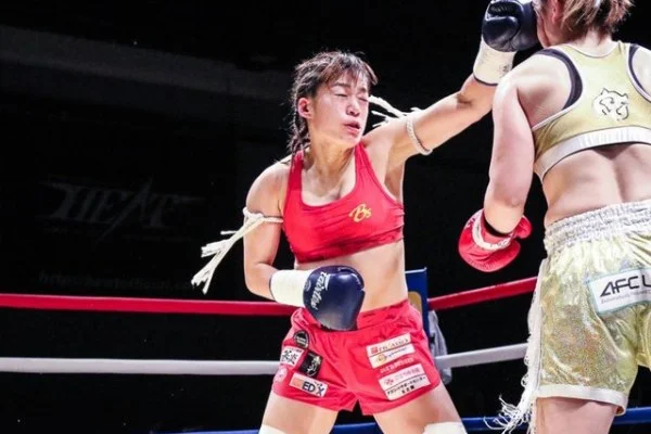 JDG激战T1半决赛 Kanavi与Oner野区争锋定乾坤